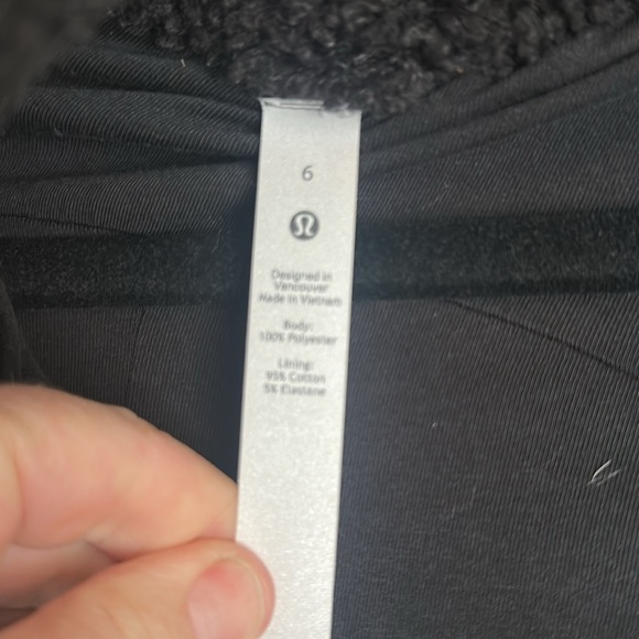 Lululemon Cinchable Fleece Zip-Up - Picture 4 of 5